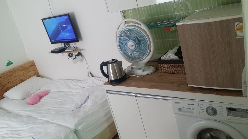 Myeongdong Guesthouse Szöul Szoba fotó